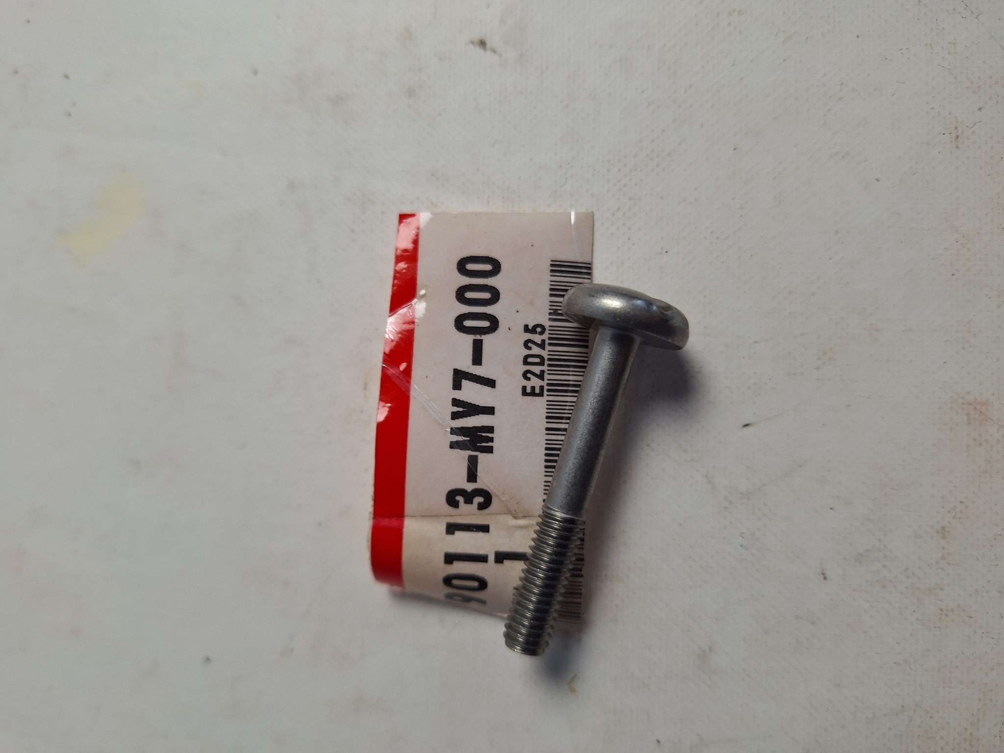 Picture of FESTSTELLSCHRAUBE, H  90113-MY7-000  VFR 750 FN-P